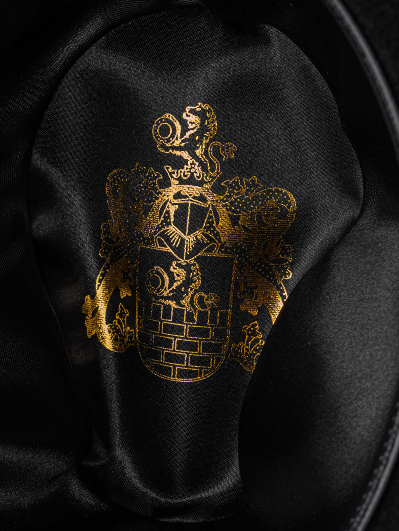 1000x1332_72ppi_BLACK_HIGH_DETAIL_1